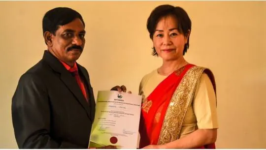 Certificate presentation ceremony